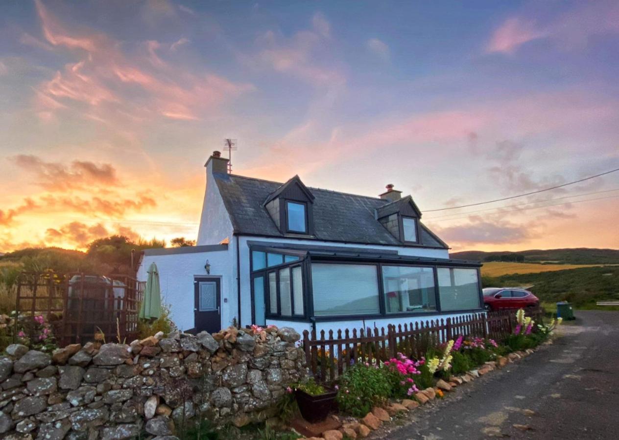 Piper'S Cave Bed And Breakfast Helmsdale Exterior foto
