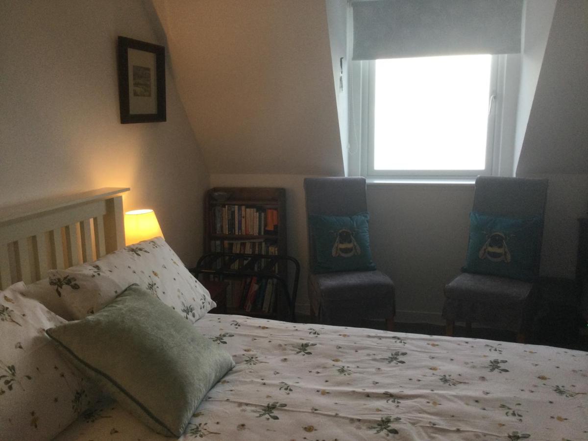 Piper'S Cave Bed And Breakfast Helmsdale Exterior foto